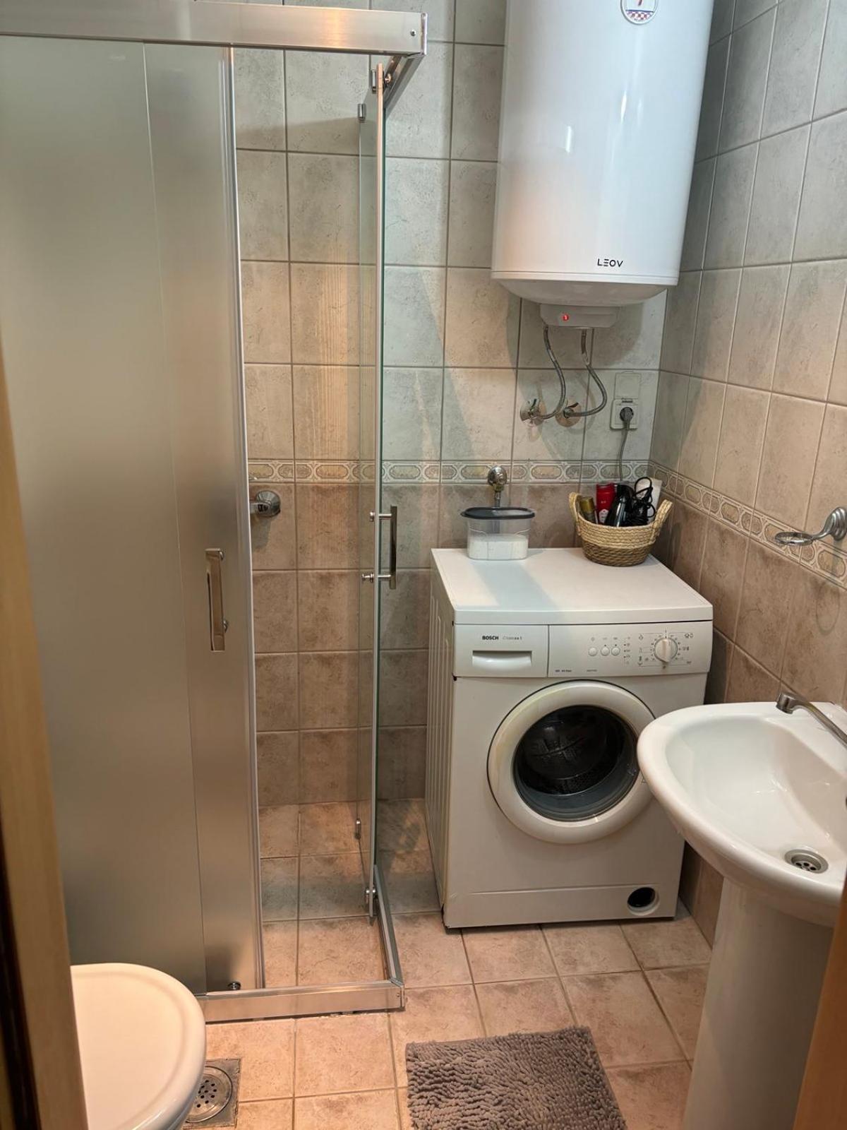 Lovely Square Apartment Purple Velvet Skopje Chambre photo