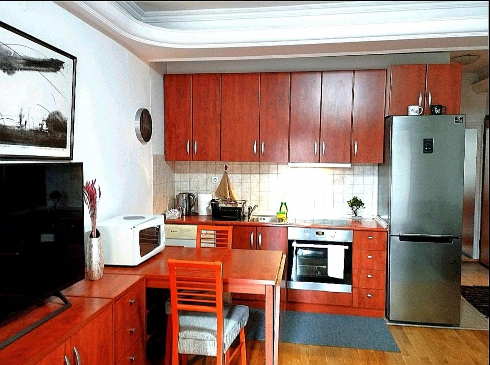 Lovely Square Apartment Purple Velvet Skopje Chambre photo